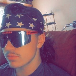 Meet your Posher, Austin